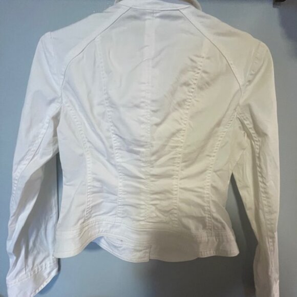 WHBM Cropped White Jacket - Picture 2 of 3